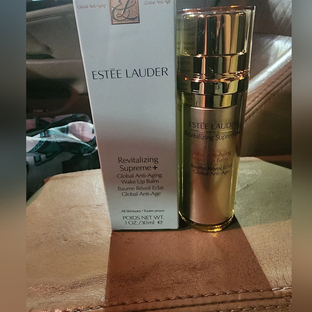 Revitalizing Supreme+ Global Anti-Aging Wake Up Balm NEW IN BOX